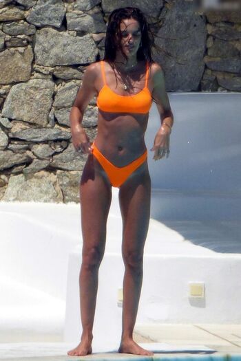 Izabel Goulart