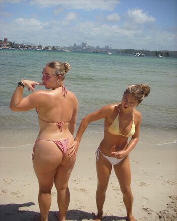 Izzy Swin