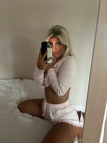 IzzyTaffs