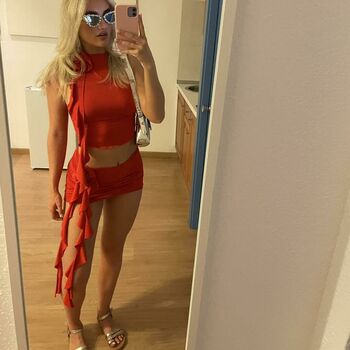 Jade B