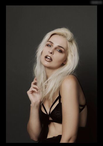 Jana Riva