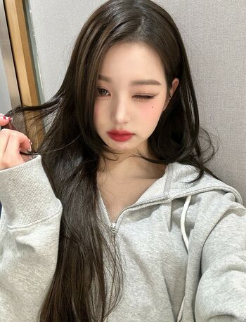 Jang Won-young