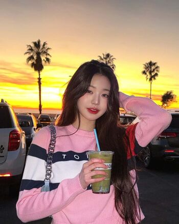 Jang Won-young