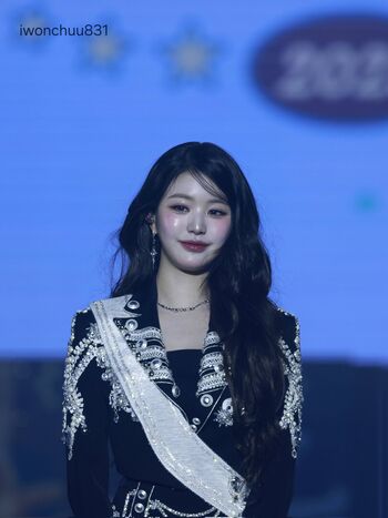 Jang Won-young