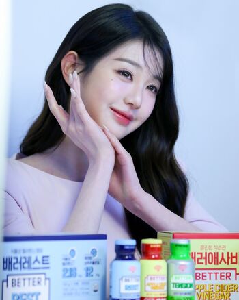 Jang Won-young