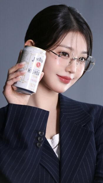 Jang Won-young