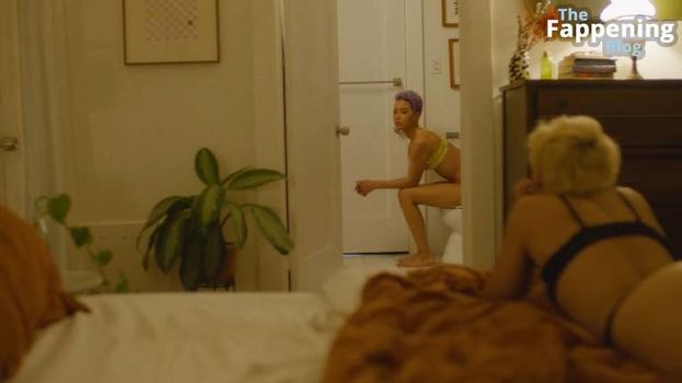 Jasmin Savoy Brown