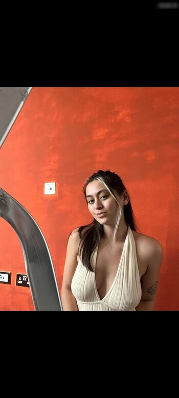 Jasmine Thompson