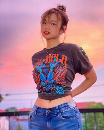 Jeila Dizon