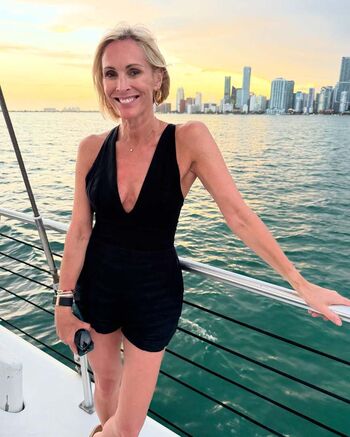 Jenni Falconer