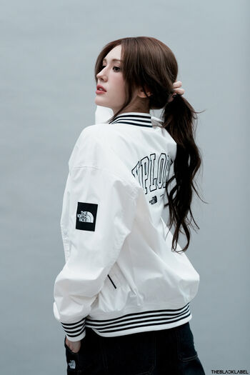 Jeon Somi