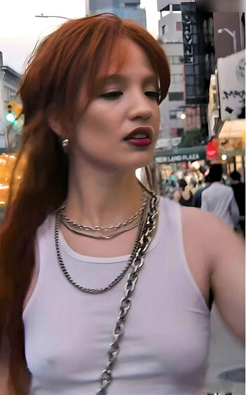 Jess Glynne