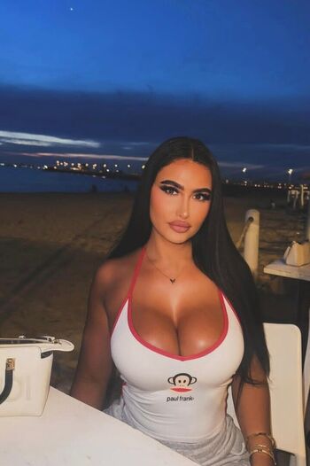 Jessica Foster