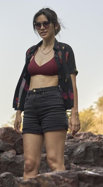 Jessica Yu Li Henwick