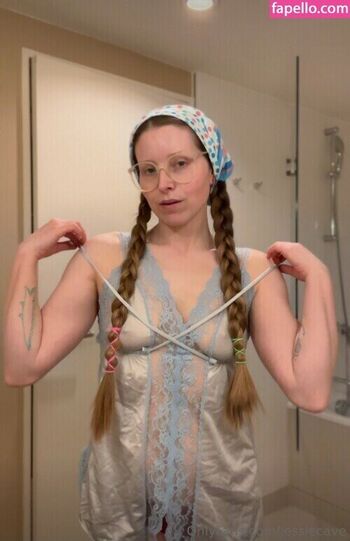 Jessie Cave