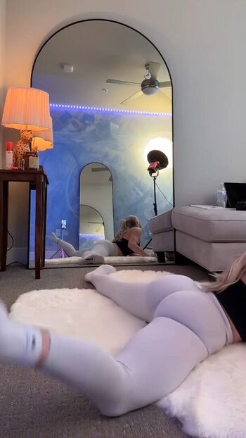 Jiggly_jessicaa