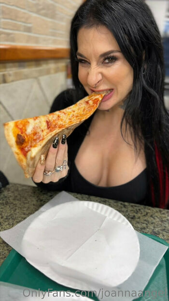 Joanna Angel