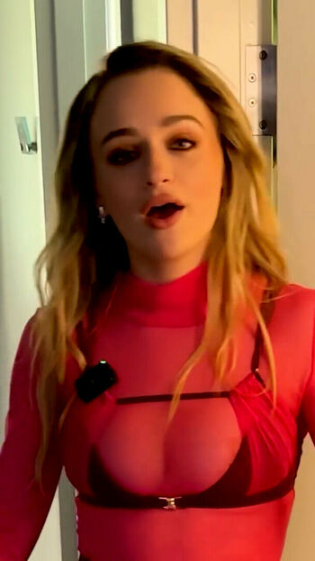 Joey King