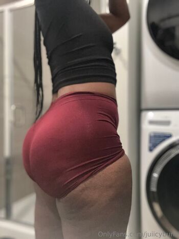 juiicybuns