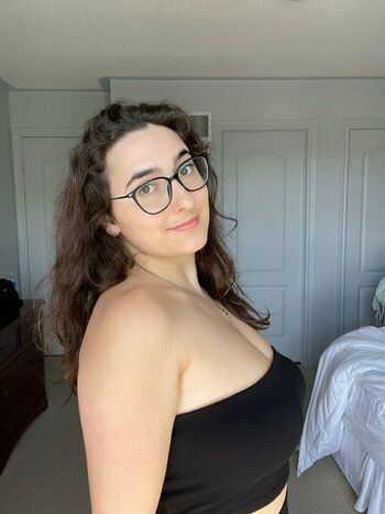Julia Ain
