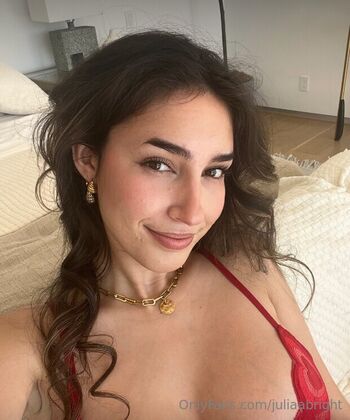 Julia Bright
