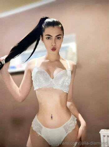 julia-diamond