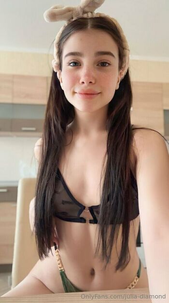 julia-diamond