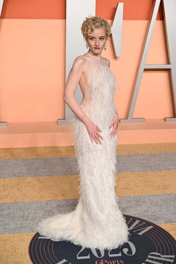 Julia Garner
