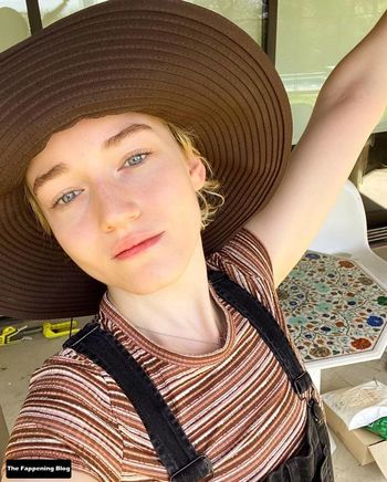 Julia Garner