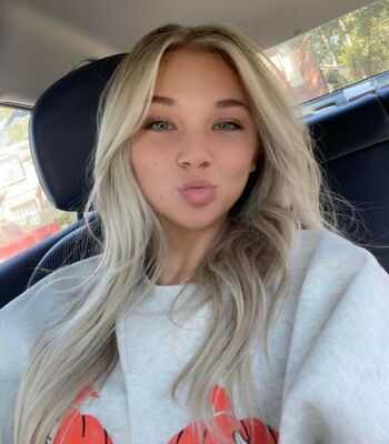 Julia Hart