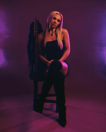 Julia Hart