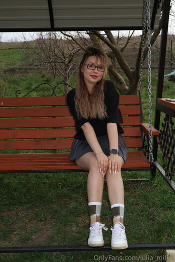 julia_in_disguise