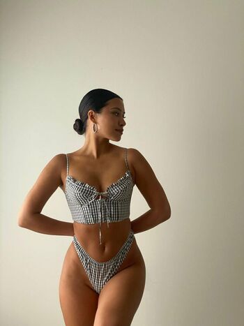 Julia Kelly