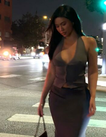 Julia Kelly