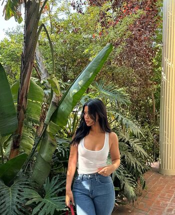 Julia Kelly