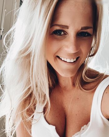 Julia Lindholm