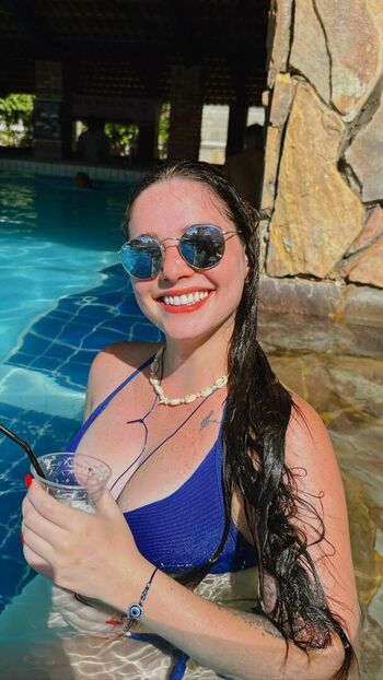 Julia Passos