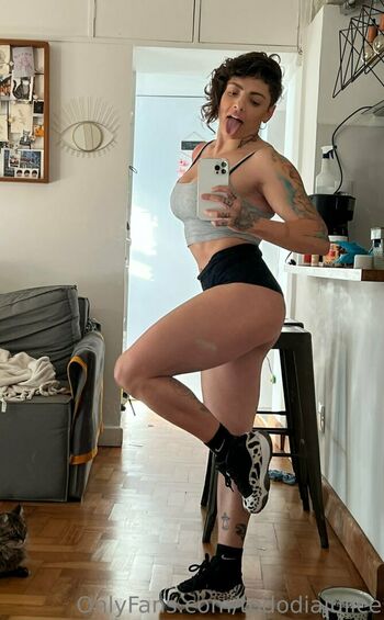 Julia Prado