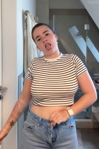 Julia Schulze