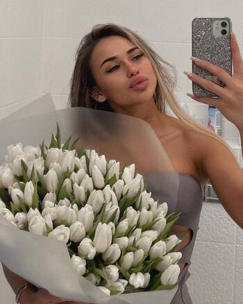 Julia054