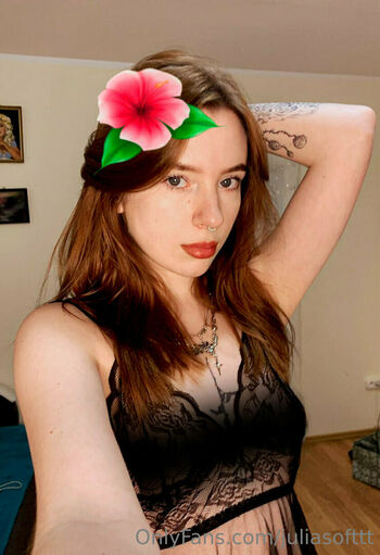 juliabloomy