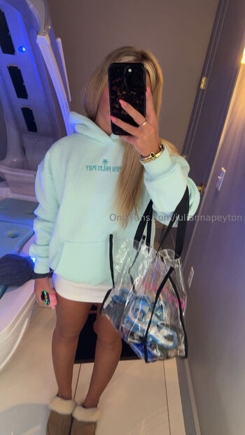 juliannapeyton