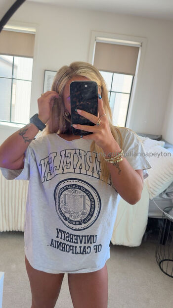 juliannapeyton
