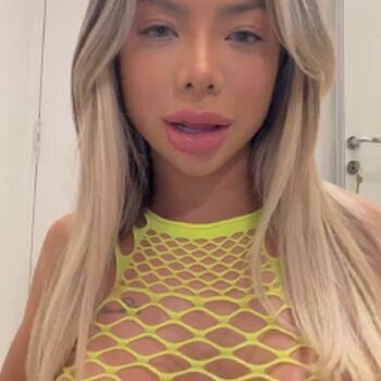 Jully Queiroz