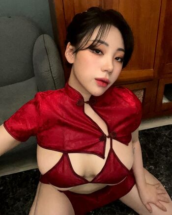 Jung Hye Bin