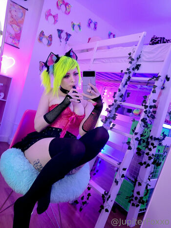 jupiterfoxxo