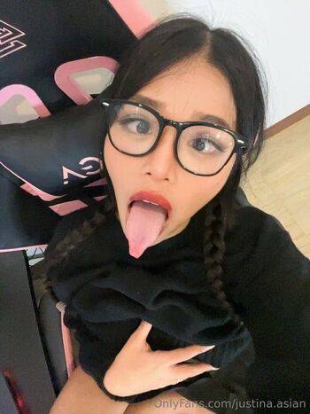 justina.asian