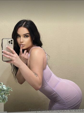justinenessa