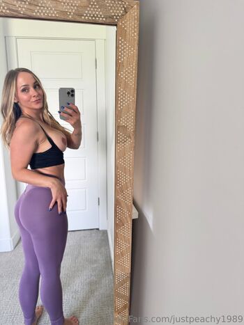 justpeachy1989