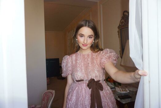 Kaitlyn Dever